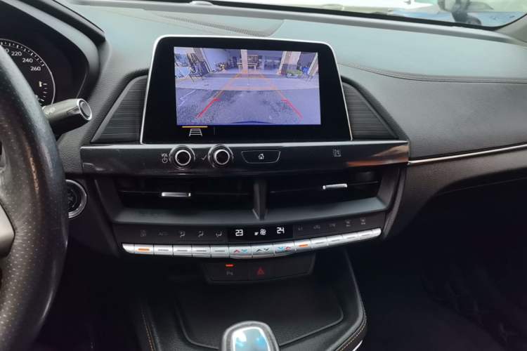 Used Cadillac CT4 2020 28T Elite Edition Audio And AC Panel
