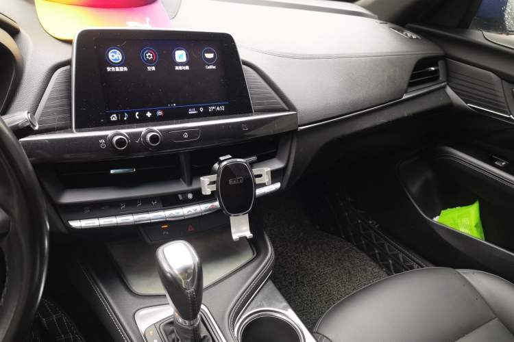 Used Cadillac CT4 2020 28T Fashion Edition Audio And AC Panel