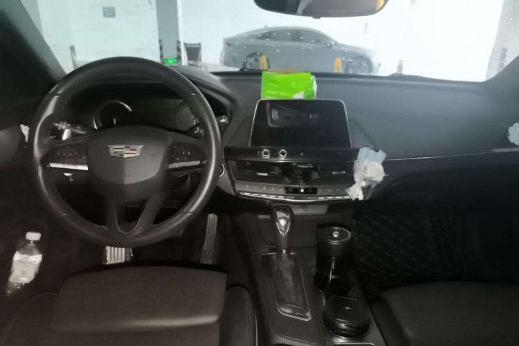 Used Cadillac CT4 2020 28T Elite Edition Center Console