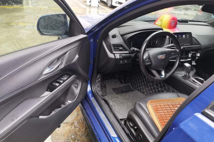 Used Cadillac CT4 2020 28T Fashion Edition Driver Seat