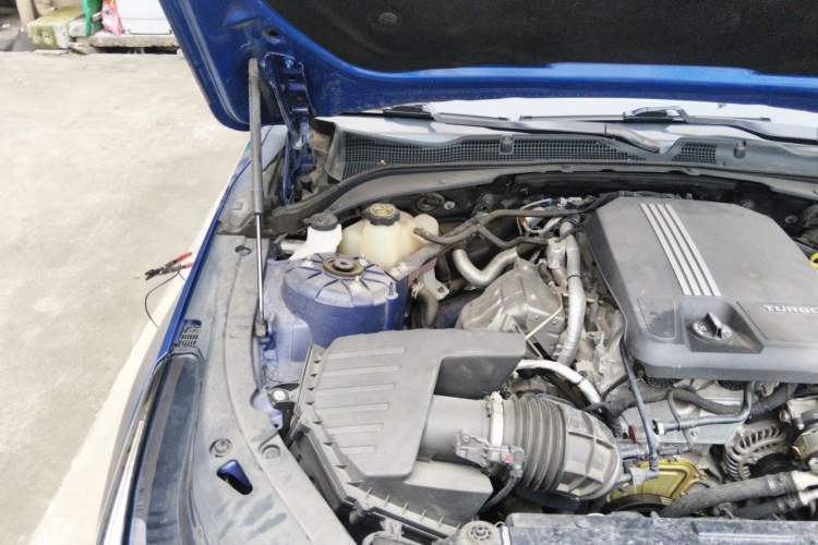 Used Cadillac CT4 2020 28T Fashion Edition Engine Bay Right