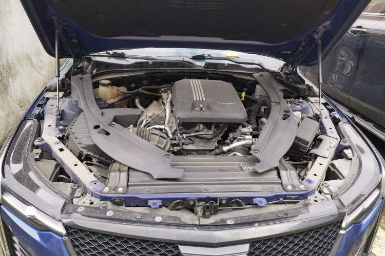 Used Cadillac CT4 2020 28T Fashion Edition Engine Bay