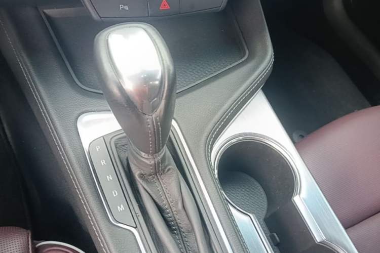 Used Cadillac CT4 2020 28T Elite Edition Gear Lever