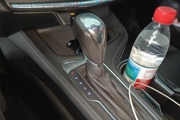 Used Cadillac CT4 2020 28T Fashion Edition Gear Lever