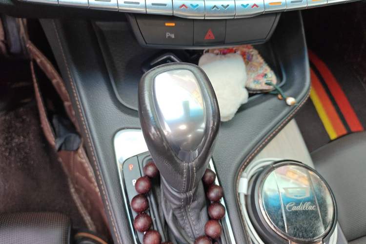 Used Cadillac CT4 2020 28T Elite Edition Gear Lever