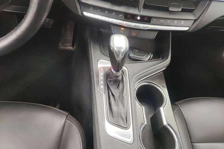 Used Cadillac CT4 2020 28T Fashion Edition Gear Lever