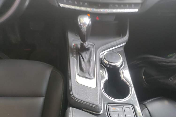 Used Cadillac CT4 2020 28T Fashion Edition Gear Lever