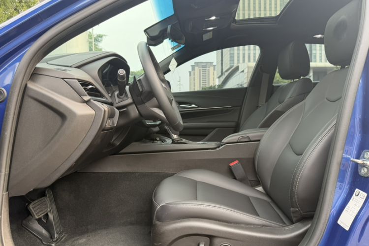 Used Cadillac CT4 2020 28T Fashion Edition Interior 2