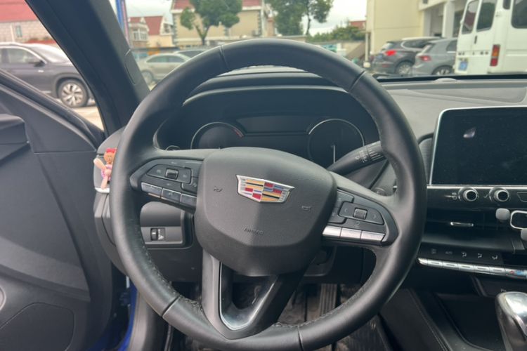 Used Cadillac CT4 2020 28T Fashion Edition Interior 6