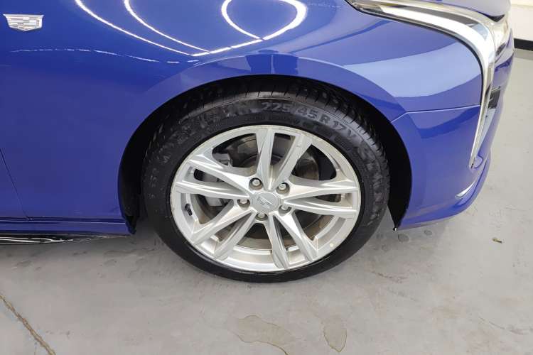 Used Cadillac CT4 2020 28T Fashion Edition Left Front Wheel Hub