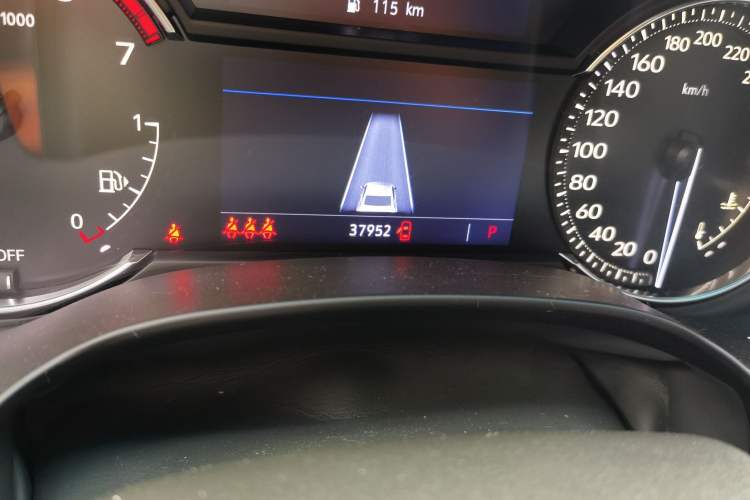 Used Cadillac CT4 2020 28T Fashion Edition Odometer Close Up