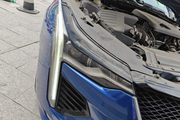 Used Cadillac CT4 2020 28T Elite Edition Right Front Headlight