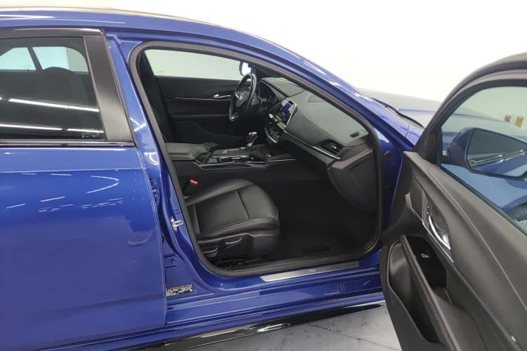 Used Cadillac CT4 2020 28T Fashion Edition Right Front Seat