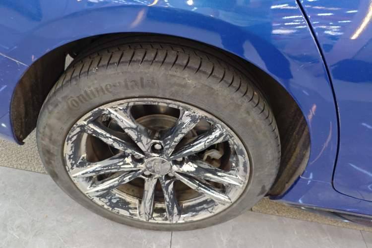 Used Cadillac CT4 2020 28T Fashion Edition Right Rear Wheel Hub