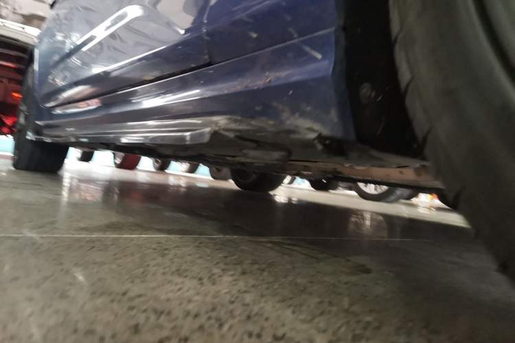 Used Cadillac CT4 2020 28T Elite Edition Right Side Sill