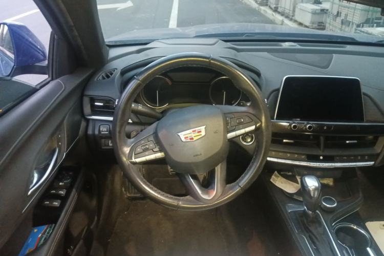 Used Cadillac CT4 2020 28T Fashion Edition Steering Wheel