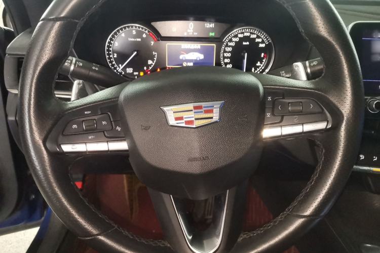 Used Cadillac CT4 2020 28T Elite Edition Steering Wheel