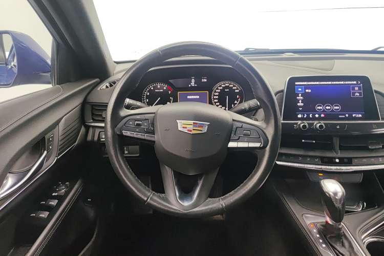 Used Cadillac CT4 2020 28T Fashion Edition Steering Wheel