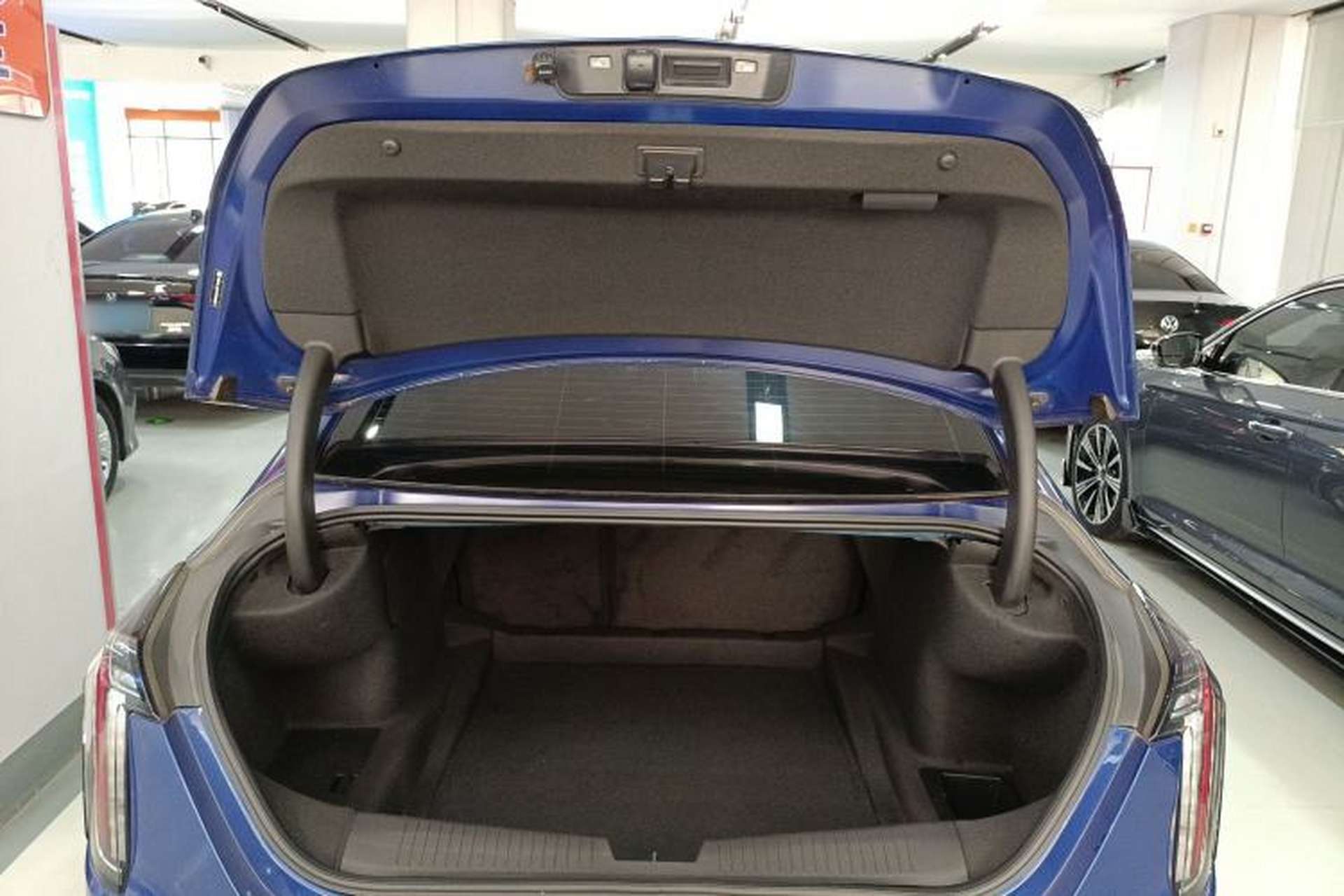 Used Cadillac CT4 2020 28T Fashion Edition Trunk