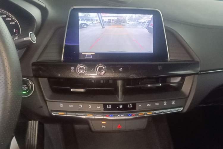 Used Cadillac CT4 2020 28T Elite Edition Audio And AC Panel