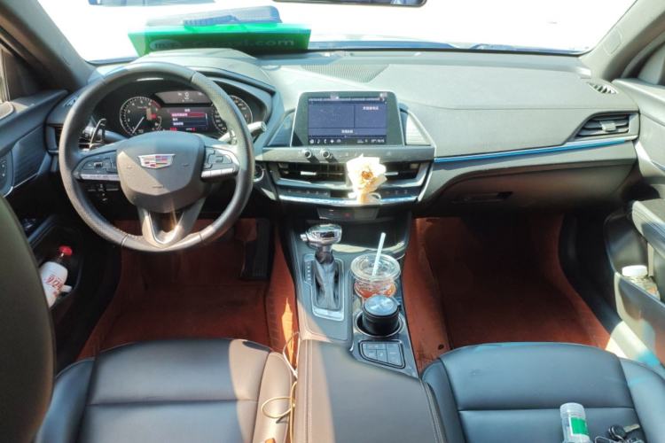 Used Cadillac CT4 2020 28T Fashion Edition Center Console