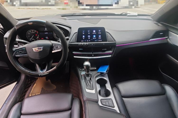 Used Cadillac CT4 2020 28T Elite Edition Center Console
