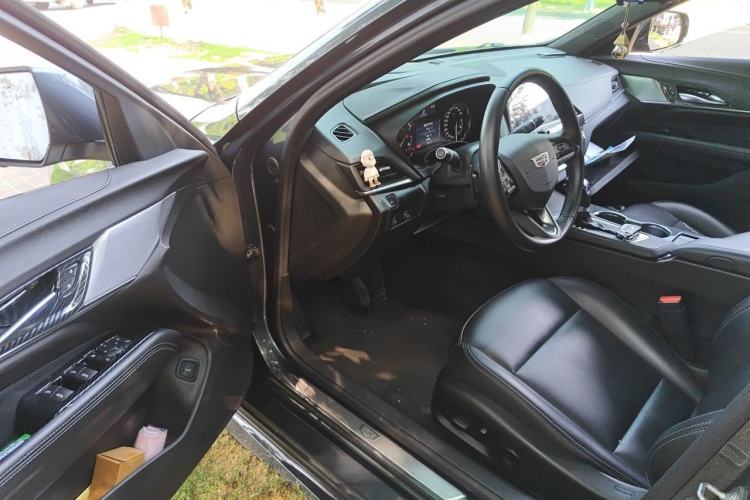 Used Cadillac CT4 2020 28T Fashion Edition Driver Seat