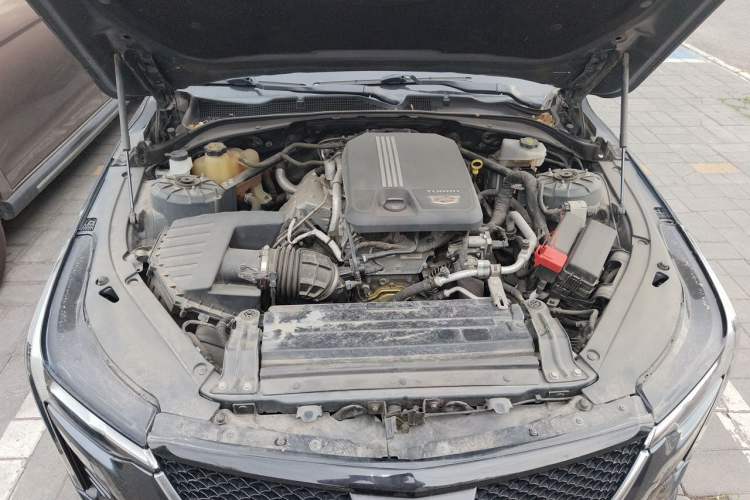 Used Cadillac CT4 2020 28T Elite Edition Engine Bay