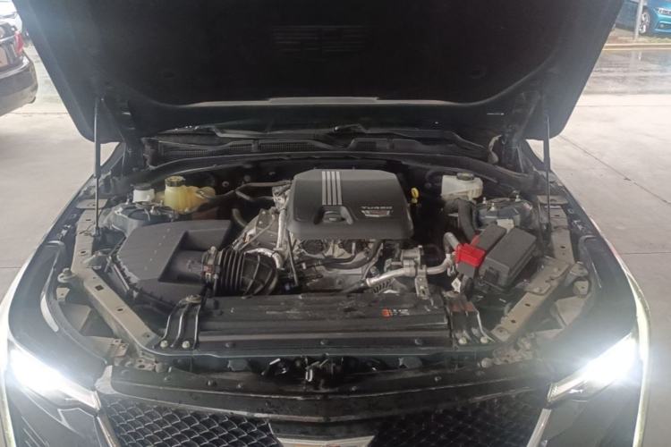Used Cadillac CT4 2020 28T Elite Edition Engine Bay