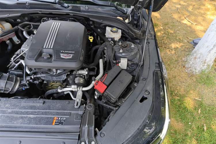 Used Cadillac CT4 2020 28T Fashion Edition Engine Bay Left