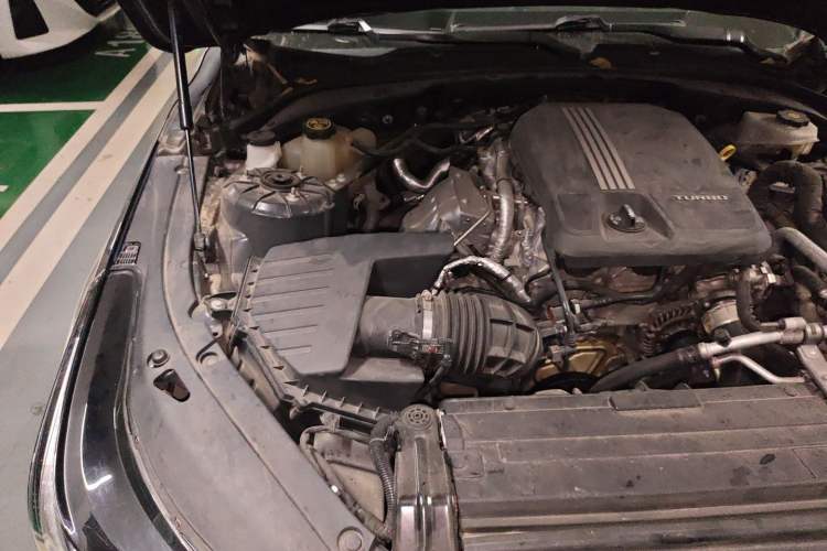 Used Cadillac CT4 2020 28T Fashion Edition Engine Bay Right