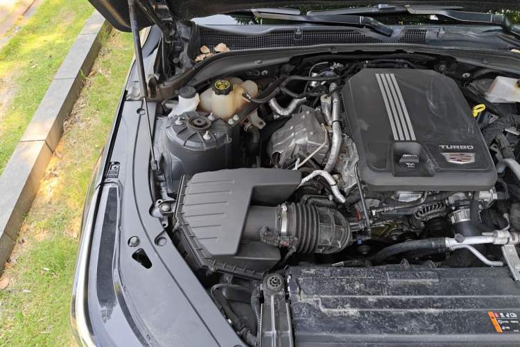 Used Cadillac CT4 2020 28T Fashion Edition Engine Bay Right