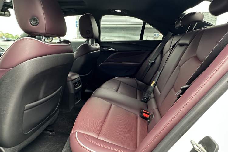 Used Cadillac CT4 2020 28T Elite Edition Interior 5