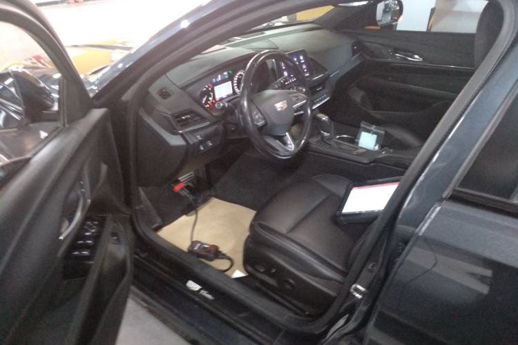 Used Cadillac CT4 2020 28T Fashion Edition Left Front Seat