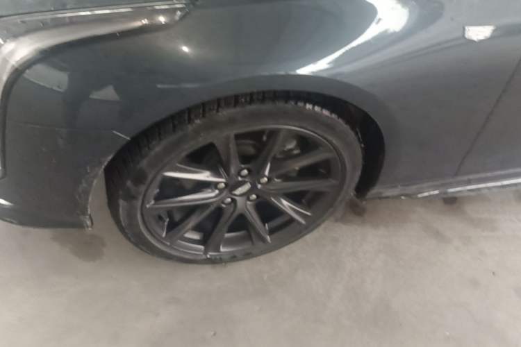 Used Cadillac CT4 2020 28T Elite Edition Left Front Wheel Hub