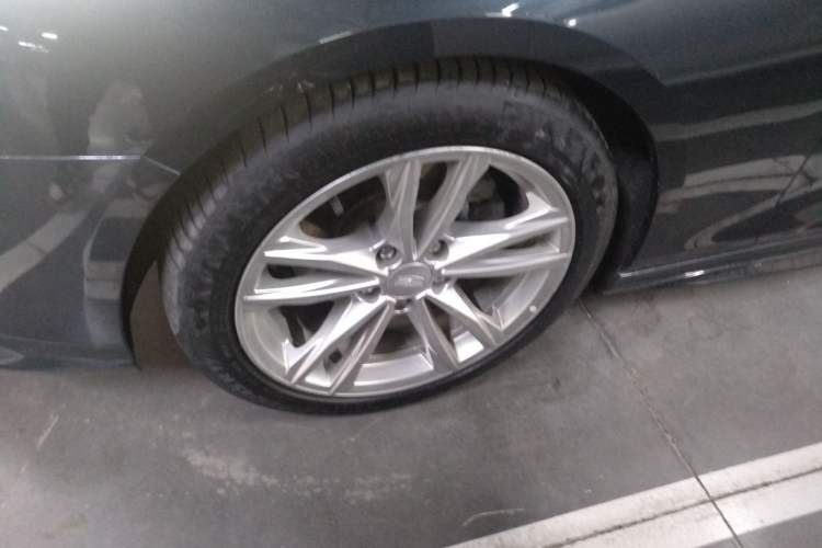 Used Cadillac CT4 2020 28T Fashion Edition Left Front Wheel Hub