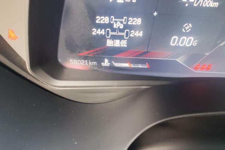 Used Cadillac CT4 2020 28T Fashion Edition Odometer Close Up