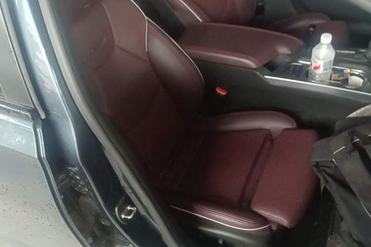 Used Cadillac CT4 2020 28T Elite Edition Right Front Seat