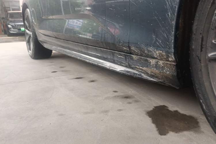 Used Cadillac CT4 2020 28T Elite Edition Right Side Sill