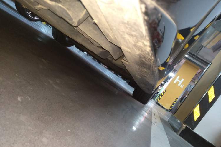 Used Cadillac CT4 2020 28T Fashion Edition Right Side Sill
