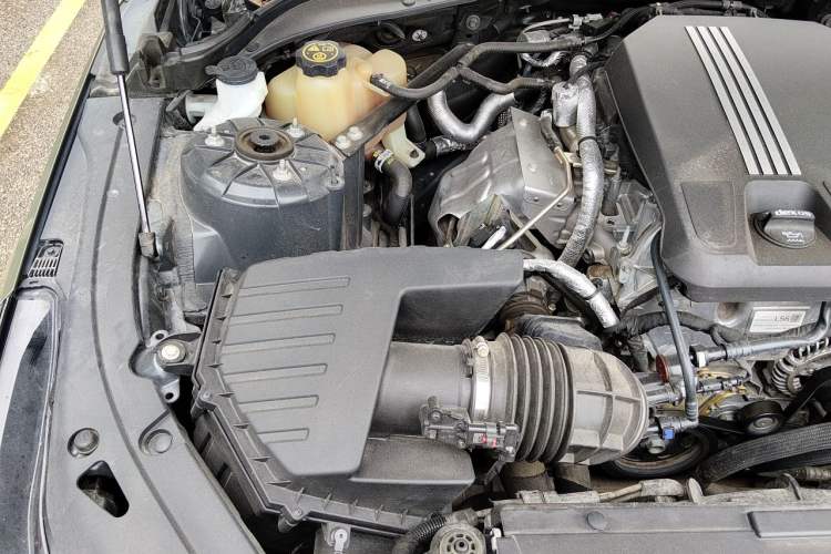 Used Cadillac CT4 2020 28T Fashion Edition Engine Bay Right