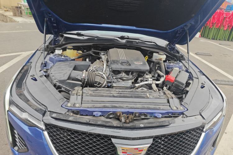 Used Cadillac CT4 2020 28T Elite Edition Engine Bay