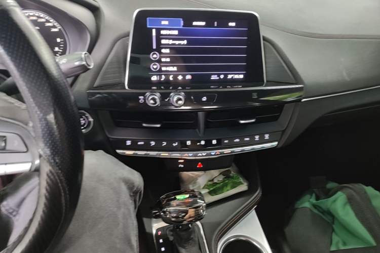 Used Cadillac CT4 2020 28T Elite Edition Audio And AC Panel