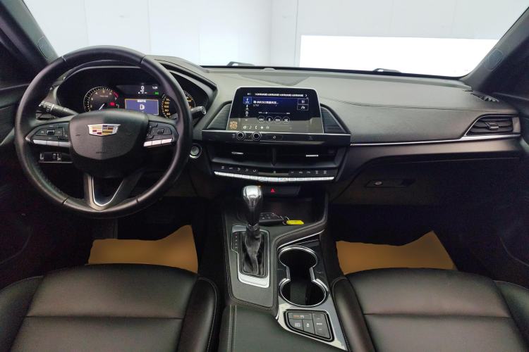 Used Cadillac CT4 2020 28T Fashion Edition Center Console