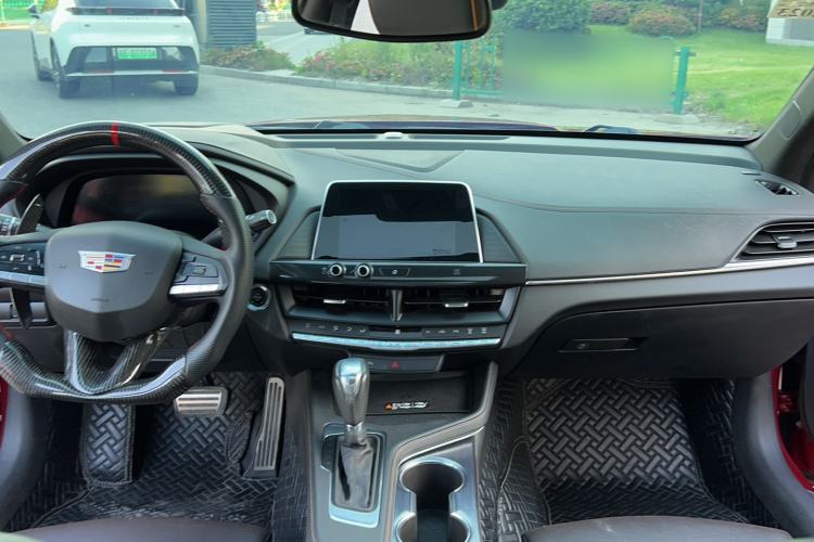 Used Cadillac CT4 2020 28T Elite Edition Center Console