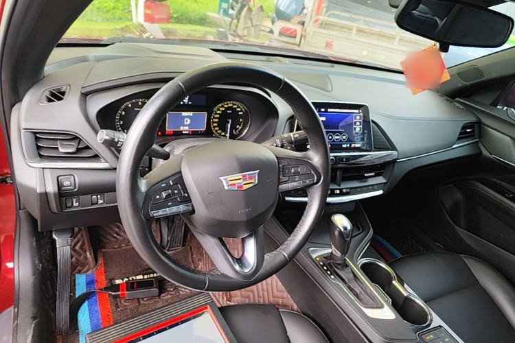 Used Cadillac CT4 2020 28T Fashion Edition Center Console