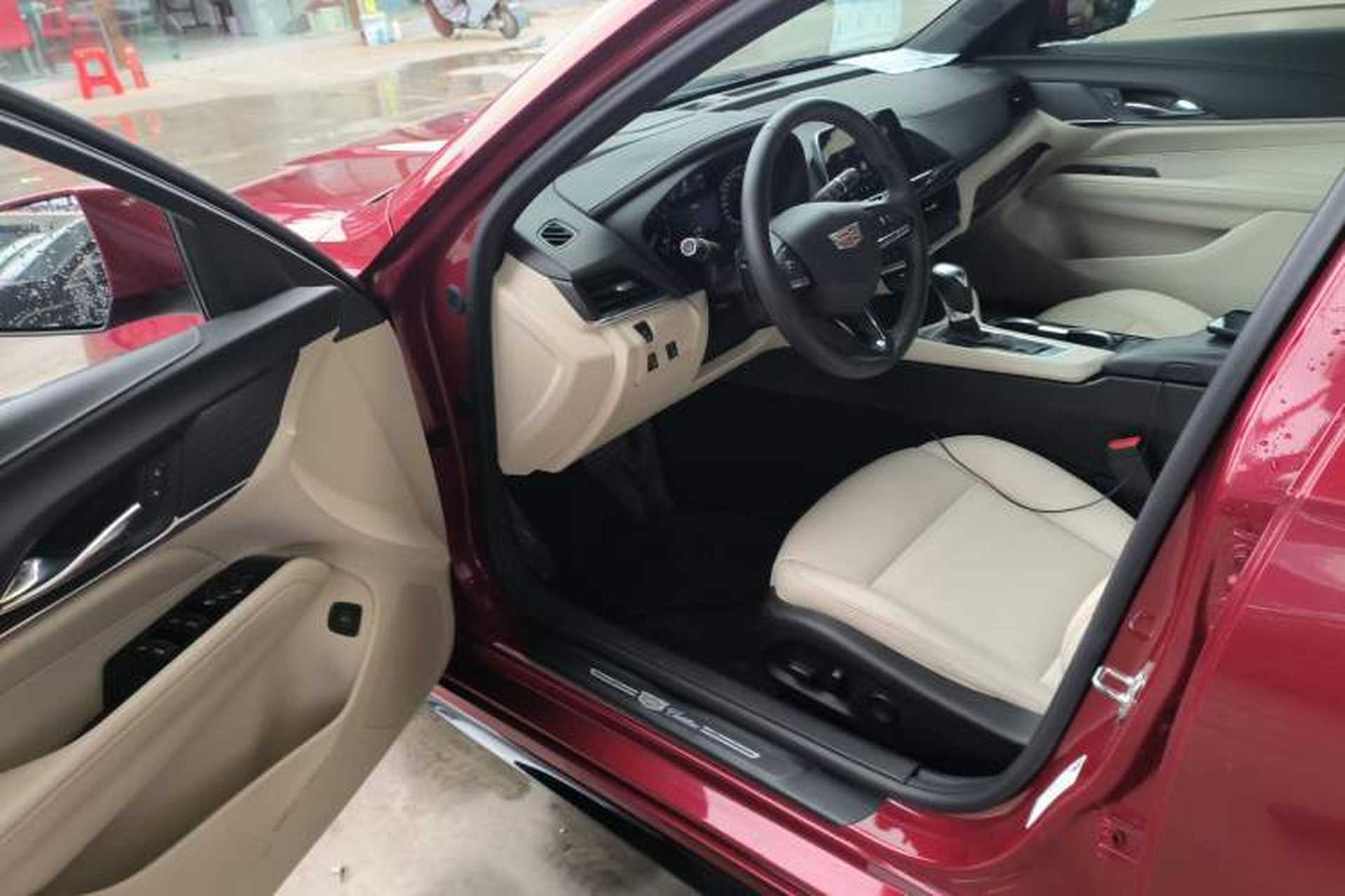 Used Cadillac CT4 2020 28T Fashion Edition Driver Seat