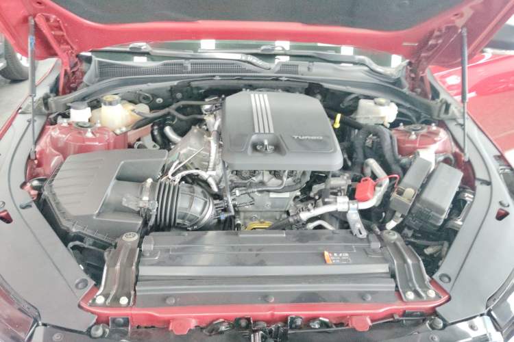 Used Cadillac CT4 2020 28T Fashion Edition Engine Bay