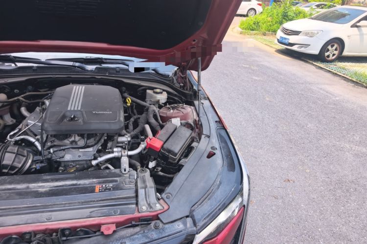 Used Cadillac CT4 2020 28T Elite Edition Engine Bay Left