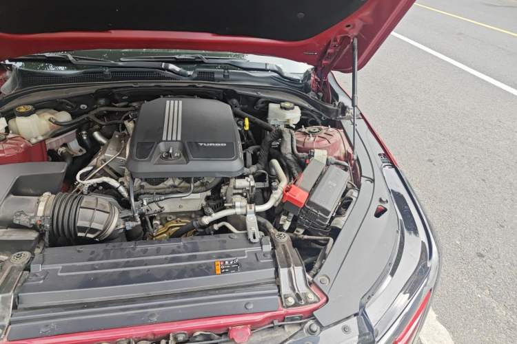 Used Cadillac CT4 2020 28T Elite Edition Engine Bay Left